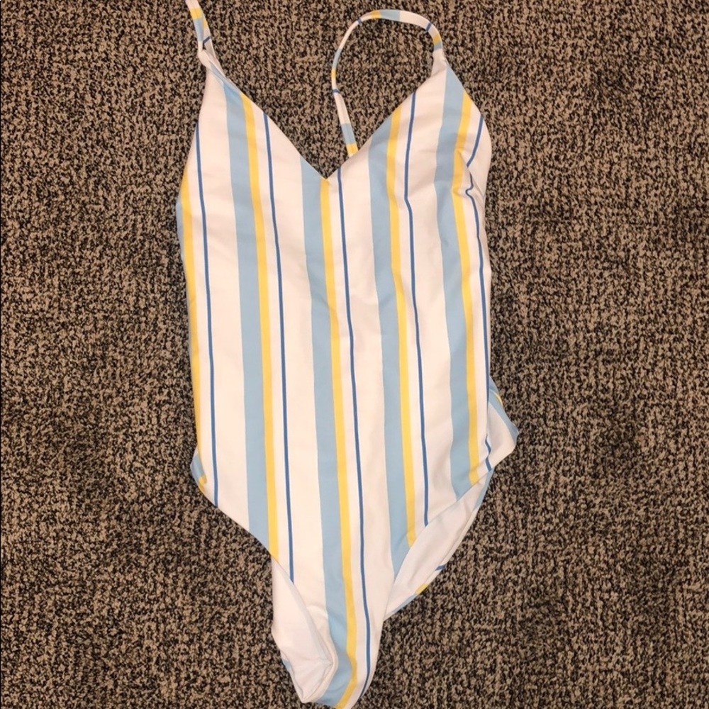 Pacsun full piece swim suit